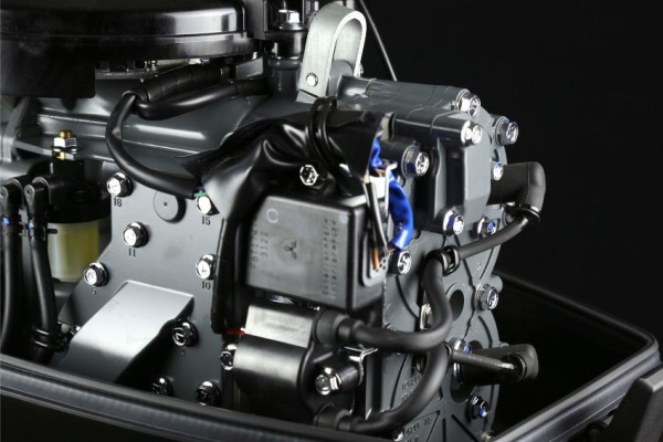 Картинка Лодочный мотор Suzuki DT40WL от магазина Адмирал моторс